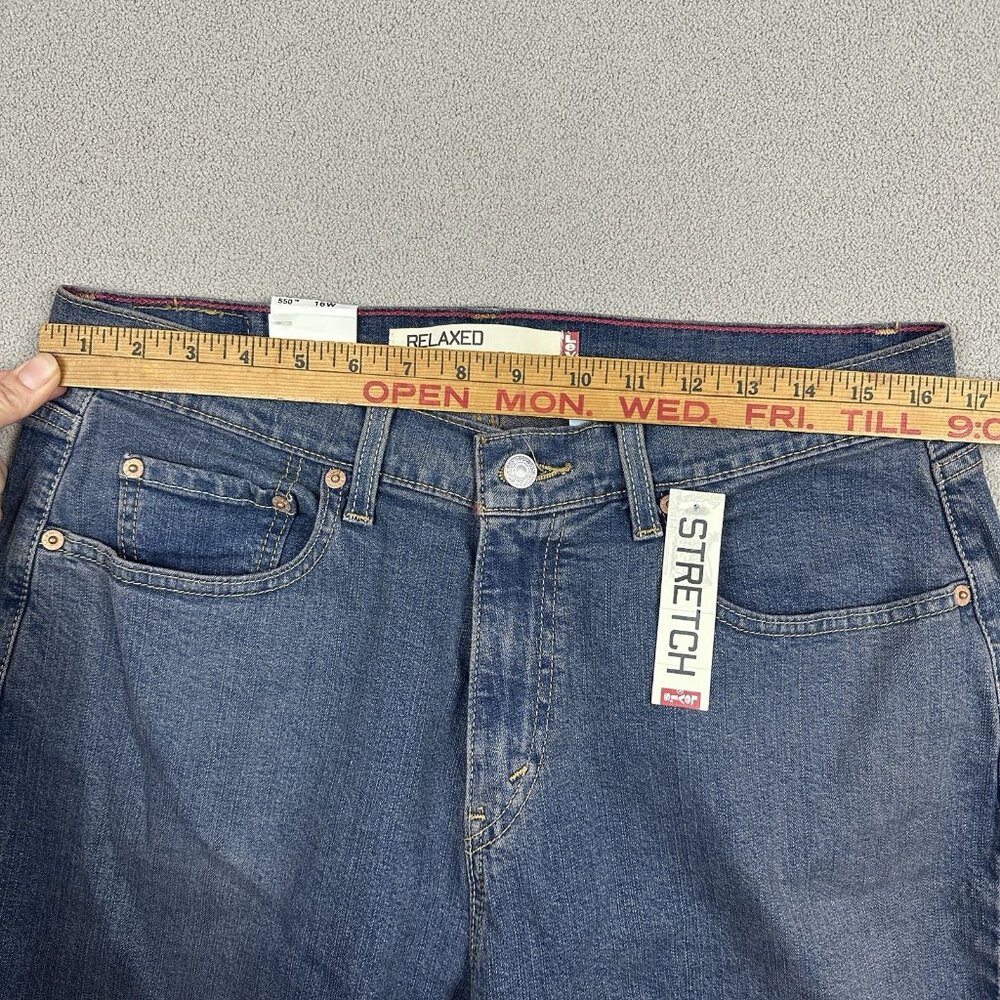 Vintage Y2K Levi's 550 Relaxed Boot Cut Stretch Denim Jeans Womens SZ 16 33x29 - Picture 8 of 15